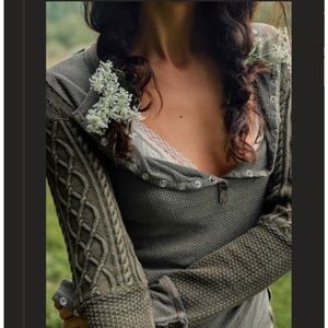 We The Free Twisted Cable Cuff